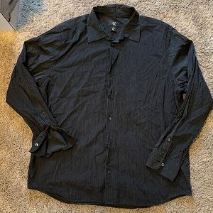Calvin Klein Men’s XL Long-Sleeved Button Down